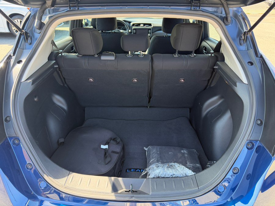 Used 2025 Nissan Leaf S FWD image 38