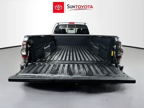 Used 2013 Toyota Tacoma 4x4 Access Cab V6 w/ SR5 Pkg image 32