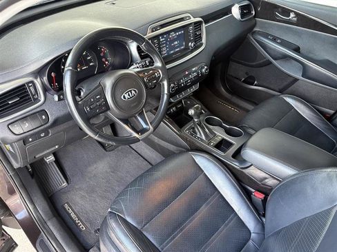Used 2018 Kia Sorento EX FWD image 13