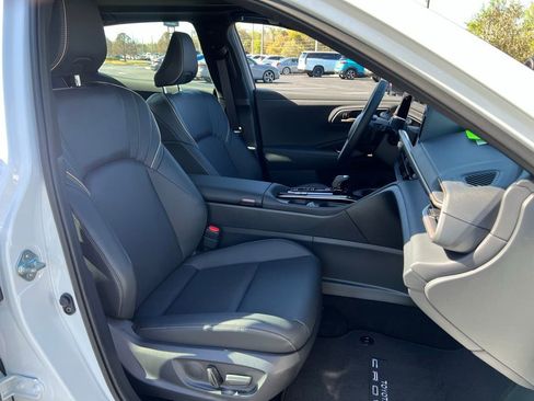 Certified 2026 Toyota Crown Limited w/ Advanced Technology Package image 18