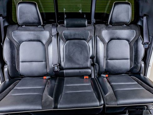 Used 2021 RAM 1500 Laramie image 33