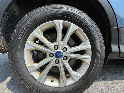 Used 2018 Ford Escape SEL AWD/4WD image 43