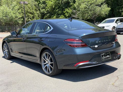 Used 2023 Genesis G70 2.0T AWD/4WD image 22