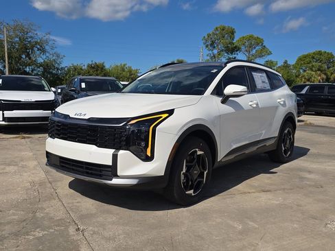New 2026 Kia Sportage EX w/ EX Panoramic Sunroof Package AWD/4WD image 4