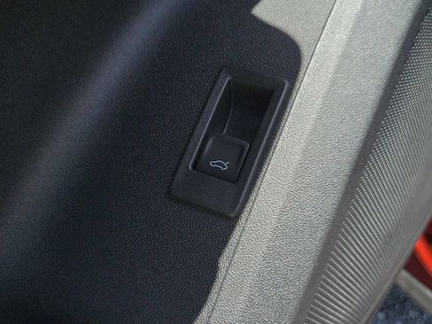 New 2026 Audi SQ5 Premium Plus AWD/4WD image 19
