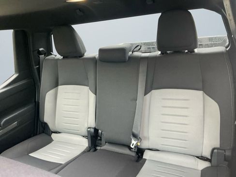 Used 2024 Toyota Tacoma TRD Off-Road image 14