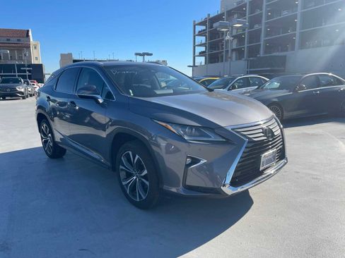 Used 2019 Lexus RX 350 FWD image 2