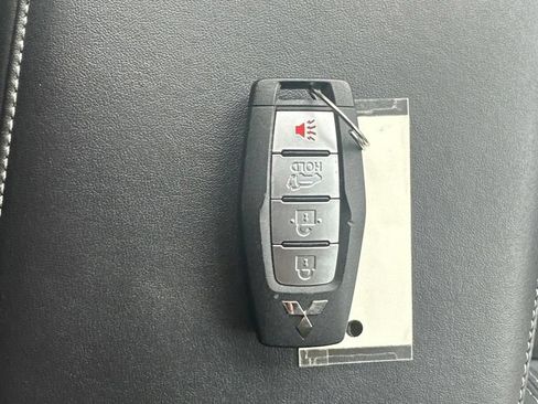 Used 2025 Mitsubishi Outlander SE FWD image 47