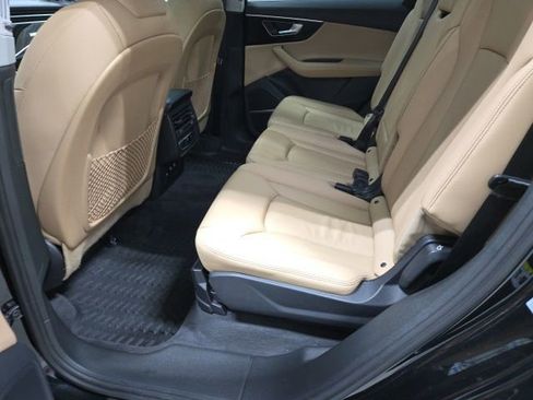 Used 2023 Audi Q7 3.0T Premium Plus image 37