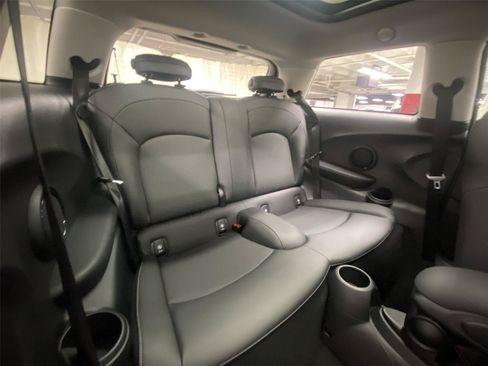 Certified 2023 MINI Cooper 2-Door Hardtop FWD image 28
