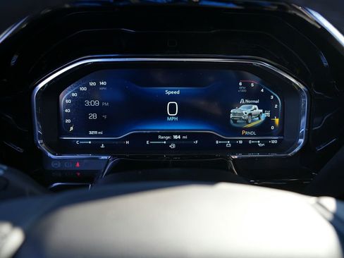 Used 2025 Chevrolet Silverado 2500 ZR2 image 13