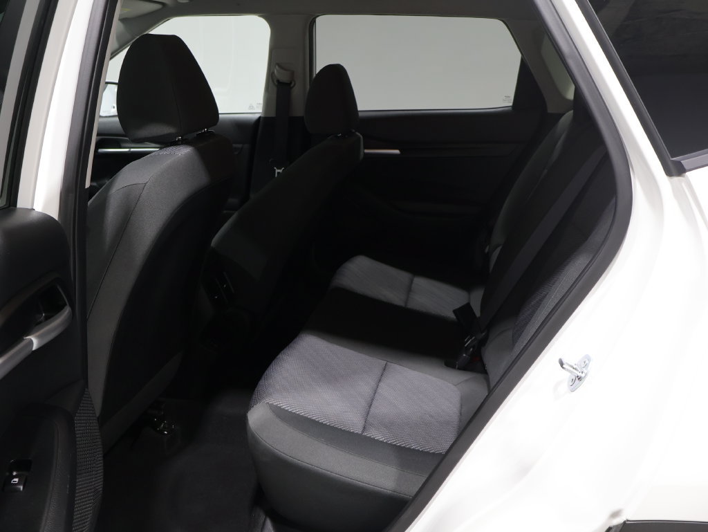 Used 2026 Kia Seltos LX AWD/4WD image 16