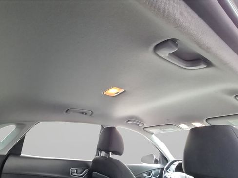 Used 2021 Hyundai Kona SEL FWD image 16