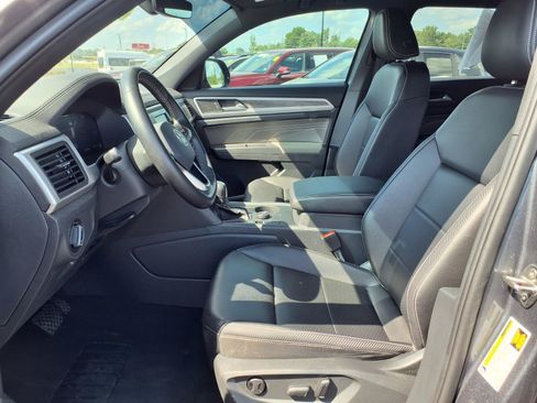 Used 2023 Volkswagen Atlas Cross Sport SE AWD/4WD image 21