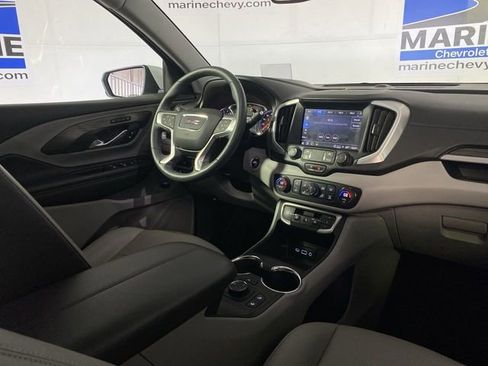 Certified 2024 GMC Terrain SLT w/ Infotainment Package II image 27