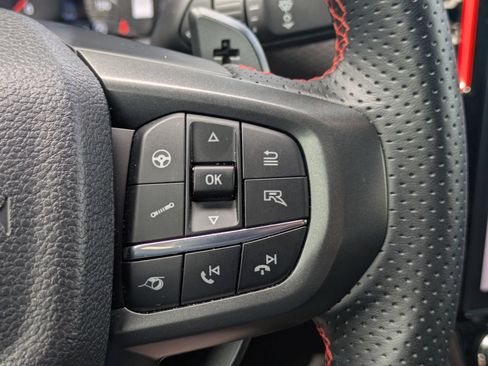 Certified 2025 Ford Ranger Raptor AWD/4WD image 16
