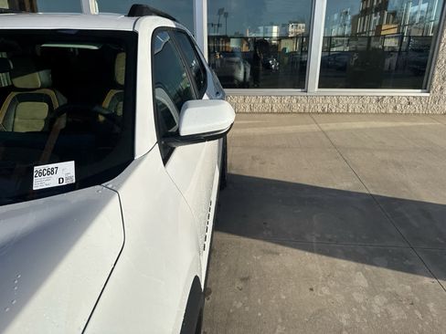 New 2026 Chevrolet Equinox ACTIV w/ Convenience Package III image 8