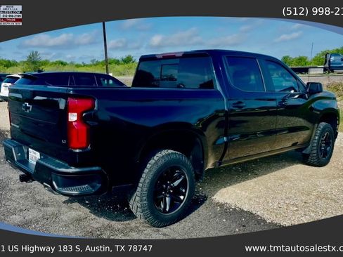Used 2021 Chevrolet Silverado 1500 LT Trail Boss w/ LT Trail Boss Premium Package AWD/4WD image 5