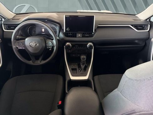 Used 2023 Toyota RAV4 LE FWD image 13