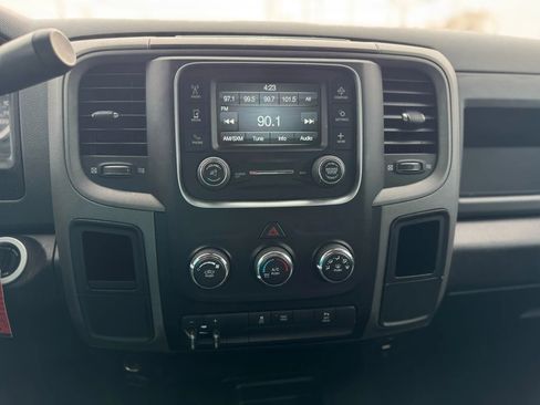 Used 2018 RAM 3500 Tradesman w/ Chrome Appearance Group image 17