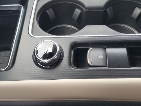 New 2026 Lincoln Corsair Premiere image 24