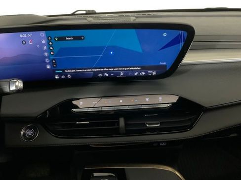 Used 2025 Buick Enclave Avenir w/ Super Cruise Package image 14