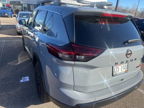 Used 2025 Nissan Rogue SV w/ Rock Creek Premium Package image 16