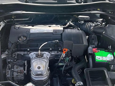 Used 2013 Honda Accord Sport image 11