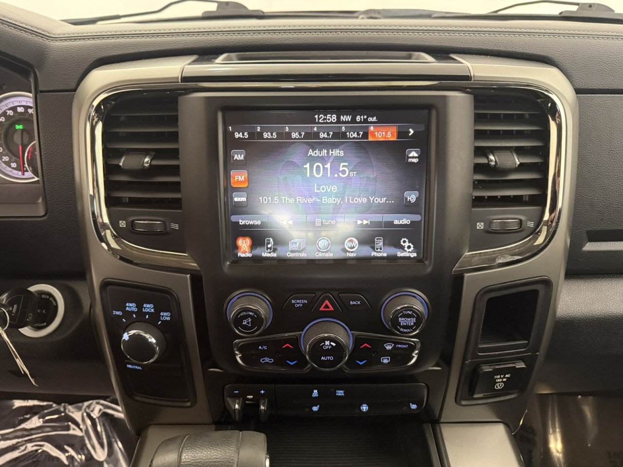 Used 2013 RAM 1500 Sport w/ Sport Premium Group AWD/4WD image 19