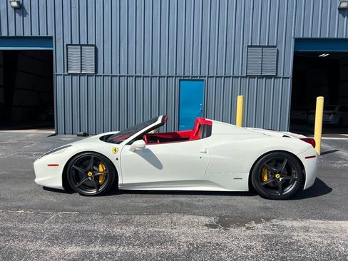 Used 2013 Ferrari 458 Spider image 76
