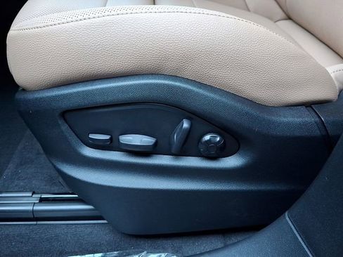 New 2026 Porsche Cayenne AWD/4WD image 14