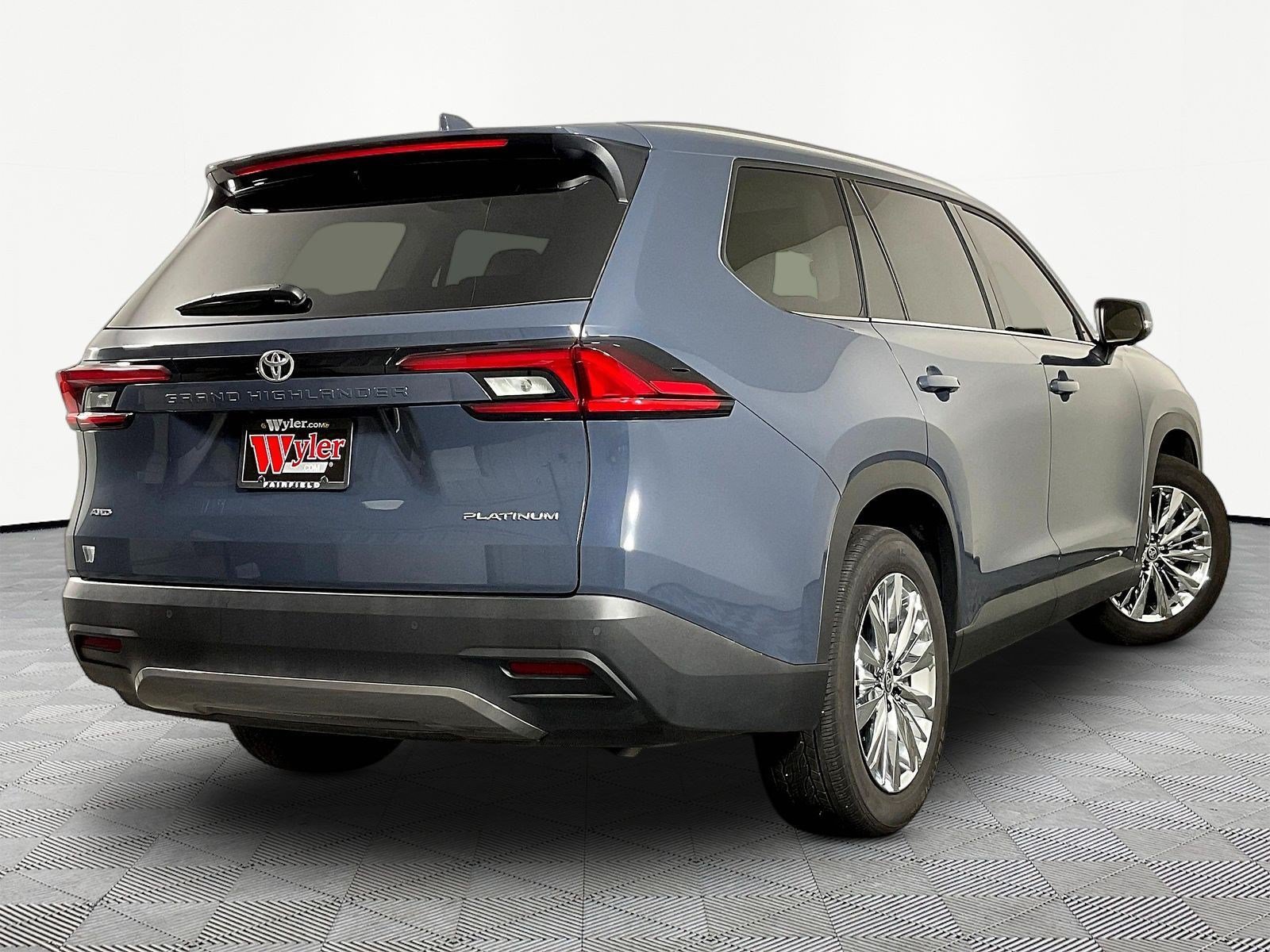 Used 2026 Toyota Grand Highlander AWD image 6