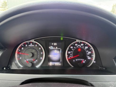 Used 2017 Toyota Camry SE w/ Moonroof Package image 23