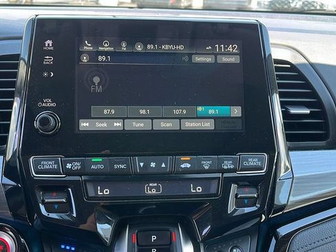 Used 2022 Honda Odyssey Elite image 18