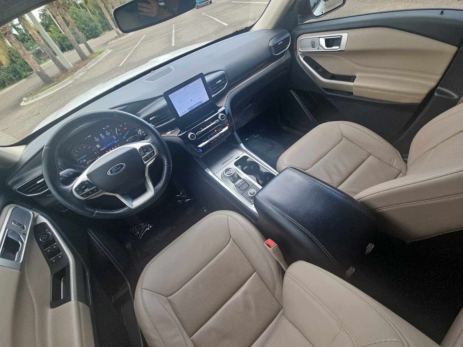 Used 2022 Ford Explorer Limited AWD/4WD image 23
