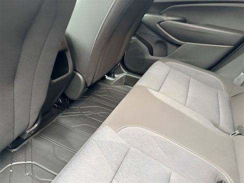 Used 2024 Chevrolet Trax LS w/ LS Convenience Package image 31