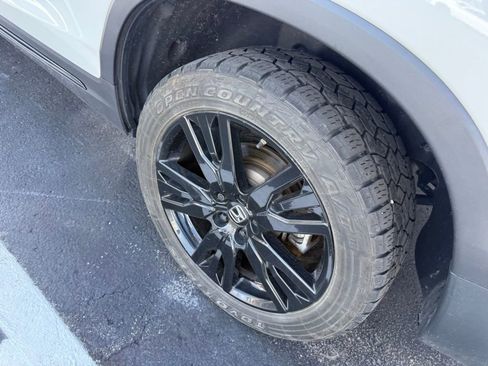 Used 2021 Honda Pilot Black Edition image 10