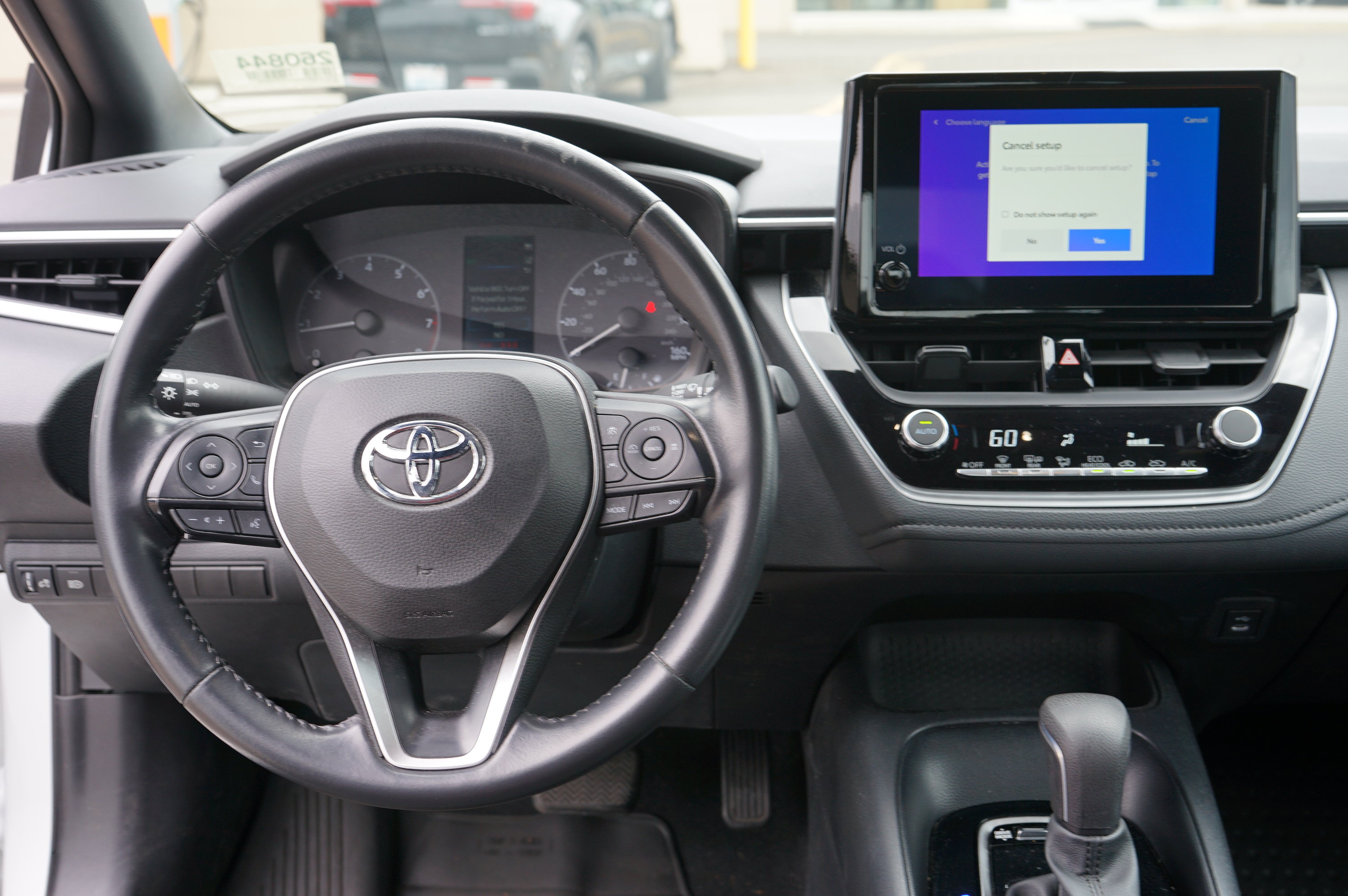 Used 2023 Toyota Corolla SE FWD image 9