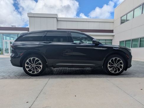 Certified 2024 Lincoln Nautilus Reserve AWD/4WD image 4
