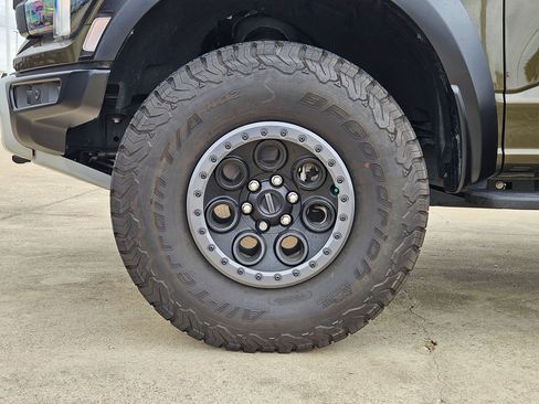 Certified 2025 Ford F150 Raptor AWD/4WD image 13