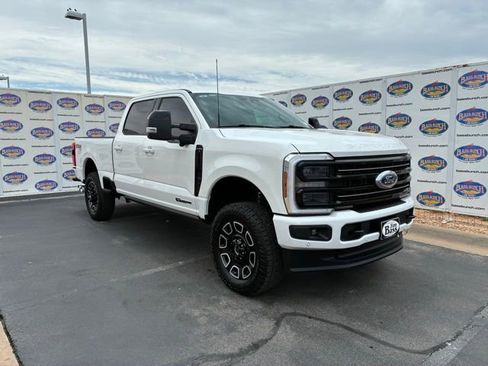Certified 2025 Ford F250 Platinum w/ FX4 Off-Road Package AWD/4WD image 2