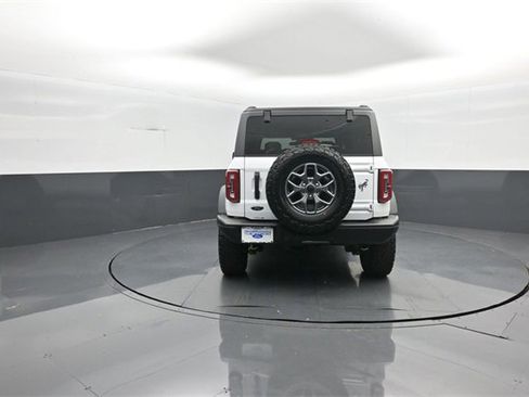 New 2025 Ford Bronco Badlands image 6