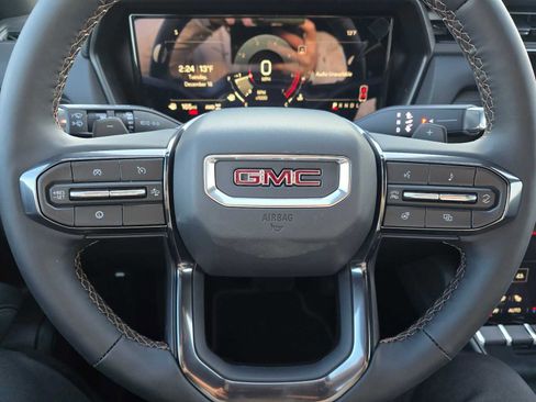 New 2026 GMC Terrain AT4 w/ Technology Package II image 23