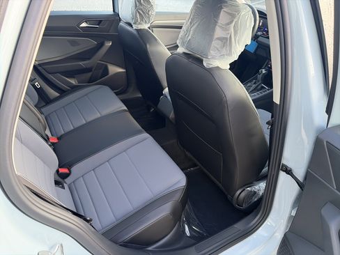 New 2026 Volkswagen Jetta SE image 17