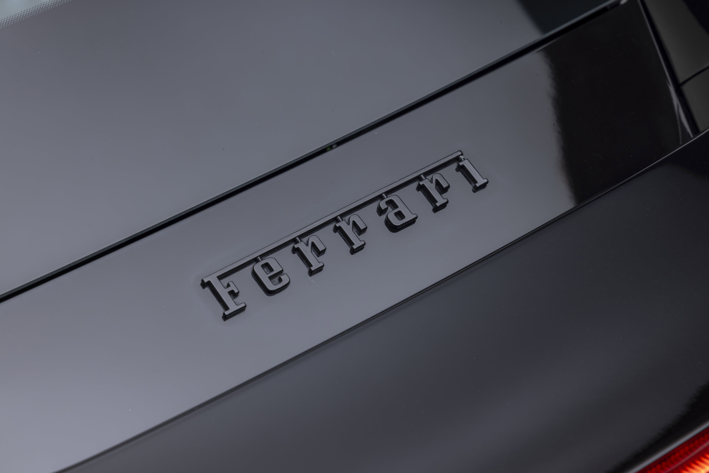 Certified 2018 Ferrari 488 GTB RWD image 35