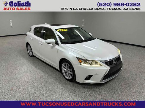 Used 2017 Lexus CT 200h FWD image 1