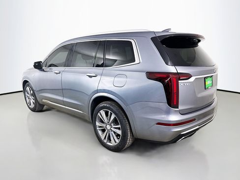 Used 2022 Cadillac XT6 Premium Luxury image 6