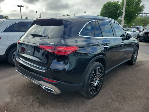 Certified 2025 Mercedes-Benz GLC 300 4MATIC image 3