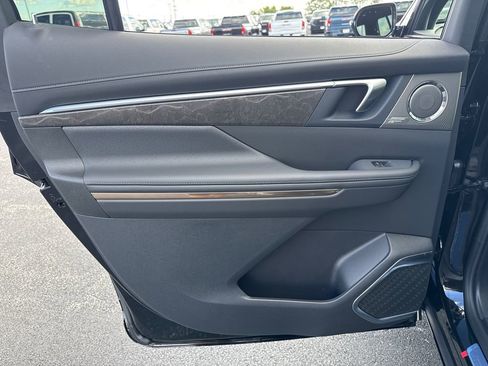 New 2026 Buick Enclave Avenir w/ Super Cruise Package image 33