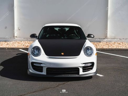 Used 2011 Porsche 911 GT2 RS RWD image 5